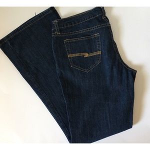 Arizona Jeans Co Favorite Flare Junior Size Jeans